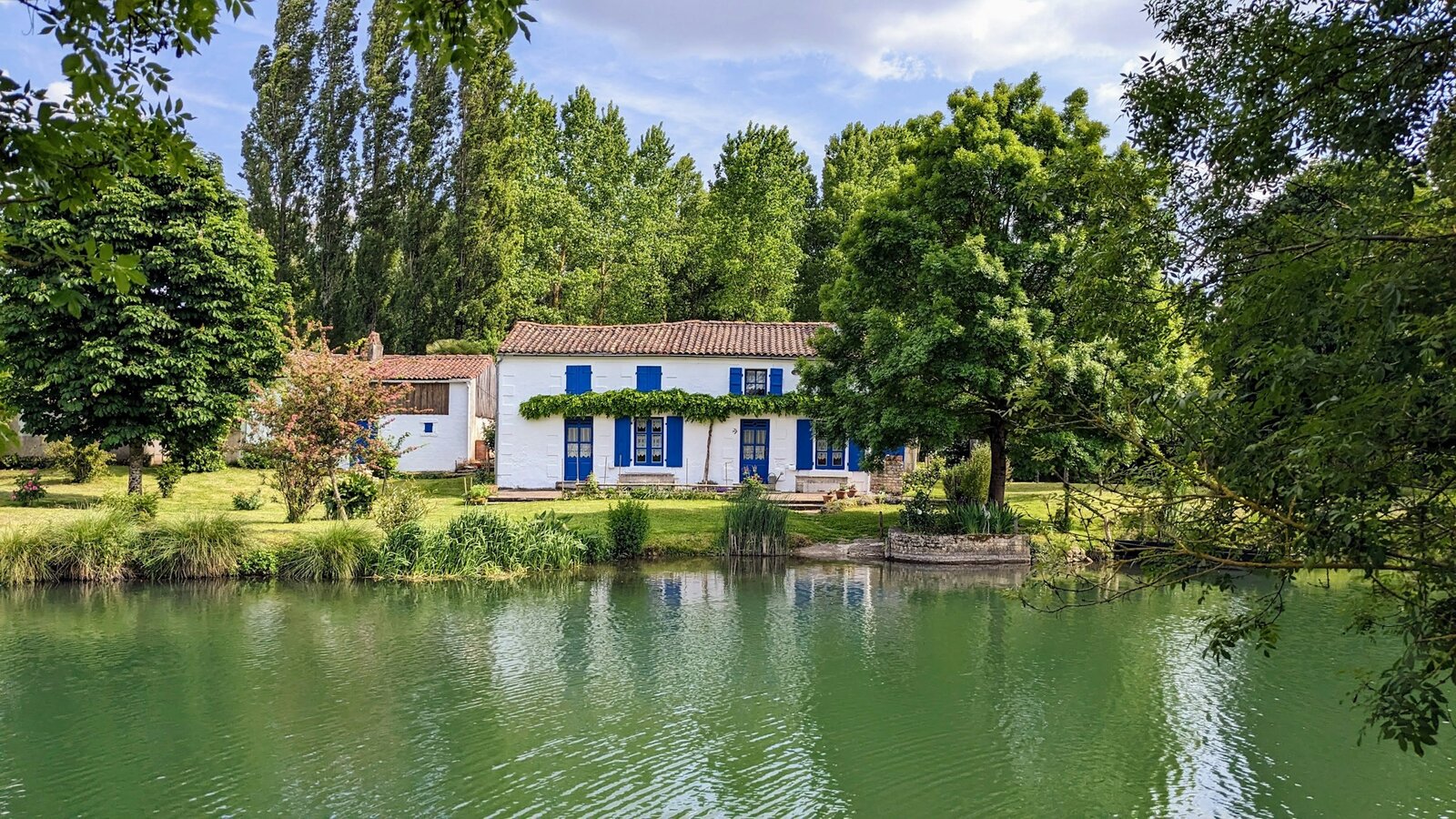Marais poitevin et venise verte dans les Deux-Sèvres