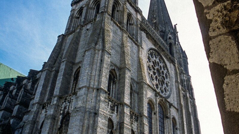 Cathédrale de Chartres et plaine de Beauce en Eure-et-Loir
