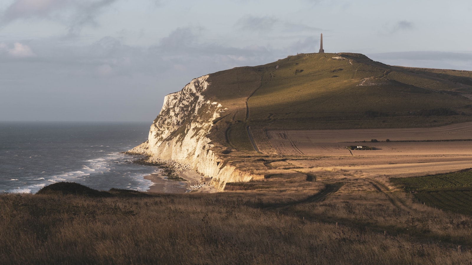 Falaise du Cap Blanc-Nez sur la Côte d'Opale dans les Hauts-de-France
